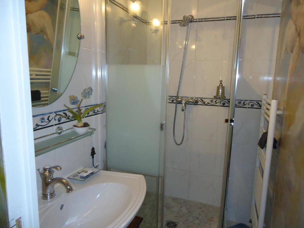 7 , Le Haut Montraye Pace  Exterior photo