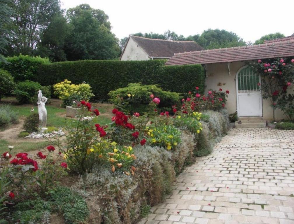 7 , Le Haut Montraye Pace  Exterior photo